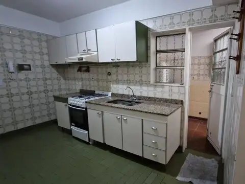 Venta PH/Dpto. 2 ambientes Patio Caballito Norte