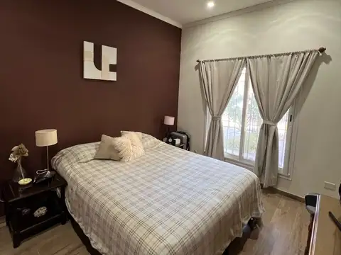 Casa en Venta en Olivos, USD 440.000
