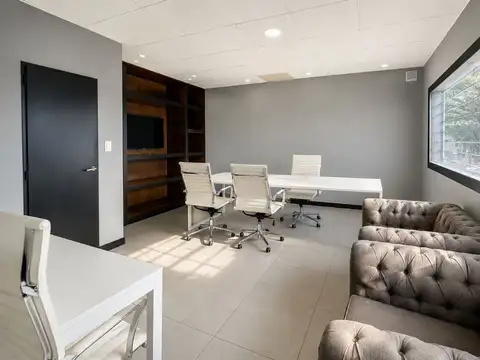 DEPOSITO CON OFICINAS EN ALQUILER LOMAS DE ZAMORA