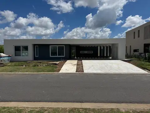 Arturo Illia al 300 - VIDA BARRIO CERRADO