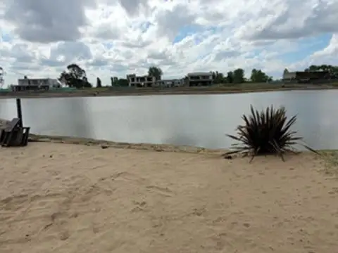 Terreno en Venta en Área 60, USD 35.000