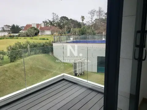 Departamento 4 ambientes con 4 baños