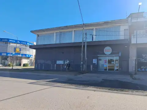 Local en Venta en importante zona comercial