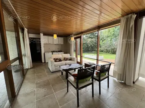 Casa en Alquiler Temporal de 4 dormitorios
