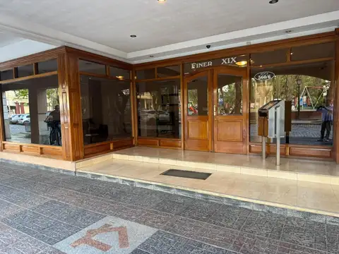 Adrogue VENTA departamento 2  ambientes cochera baulera