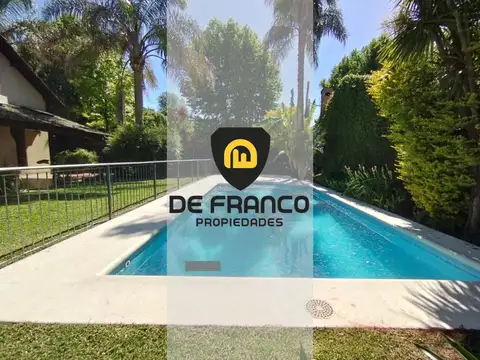 Casa en VENTA en BARRIO CON PORTON Bella Vista