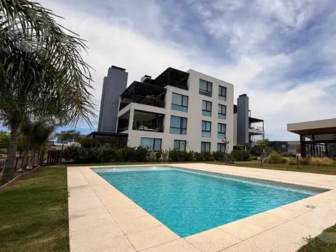 Venta departamento en barrio Cerrado Canal Náutico en Tigre