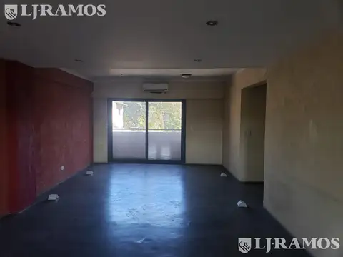 Edificio Comercial en  Venta frente a Unicenter