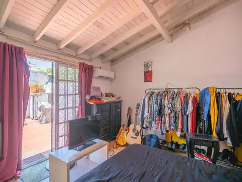 Depto Tipo Casa 3 ambientes con 1 baño