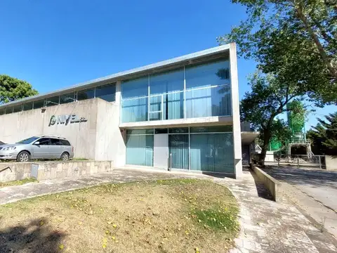 Galpón - Oficinas - Terreno - Villa Gesell -