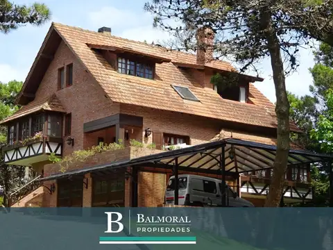Chalet en venta  Zona Norte Pinamar - Ref: 8204 -