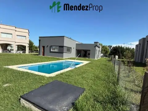 Casa en Venta en Santo Domingo, USD 185.000