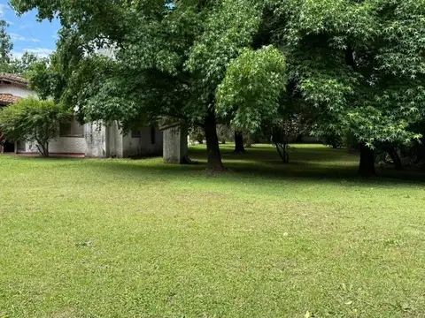 CASA QUINTA 4 AMB EN VENTA EN PILAR CON PILETA