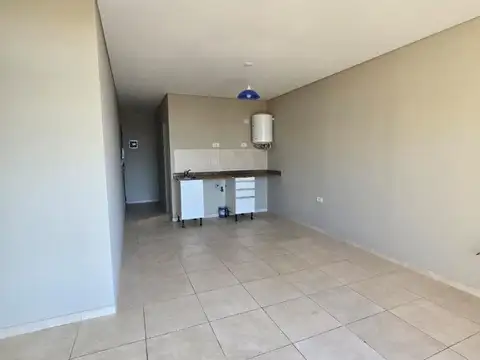 Departamento en Alquiler en Echesortu, $ 370.000