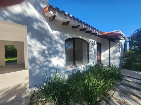 Casa en Alquiler de 4 dormitorios