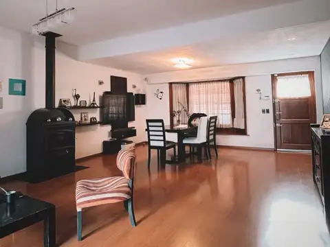 CASA A LA VENTA EN VILLA LURO