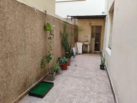 Departamento 5 ambientes con 2 baños