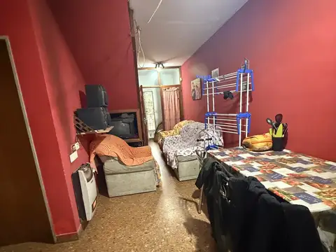 Casa 7 ambientes con 4 baños