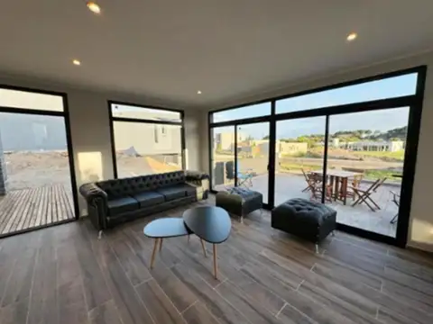 Casa en Venta en Barrio Residencial 2, USD 350.000