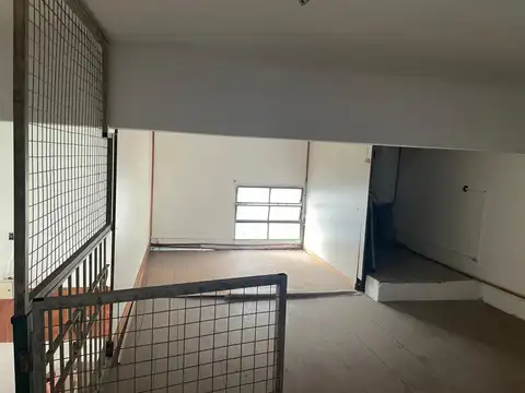 Depto Tipo Casa en Alquiler al Este