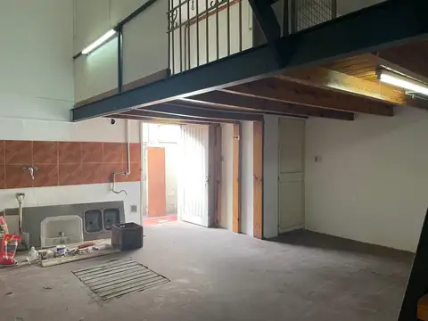 Depto Tipo Casa en Alquiler en Caseros, $ 400.000