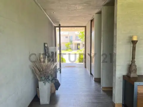 Casa en Venta en Maipú, USD 980.000