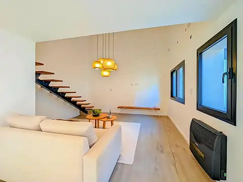 Casa 4 ambientes con 3 baños