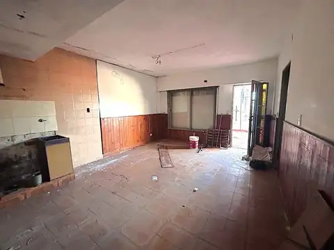 Galpon en Venta en Alberdi, USD 75.000