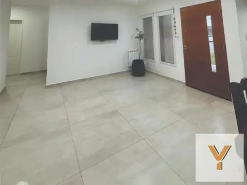 Casa 4 ambientes con 3 baños