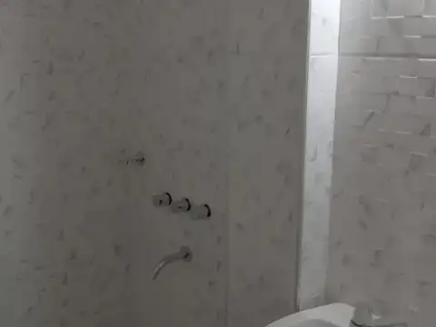 Departamento 4 ambientes con 3 baños