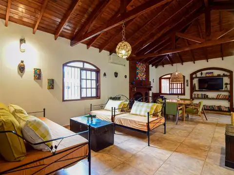 Casa en Venta de 5 dormitorios