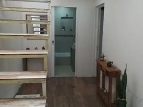 Depto Tipo Casa 6 ambientes con 3 baños