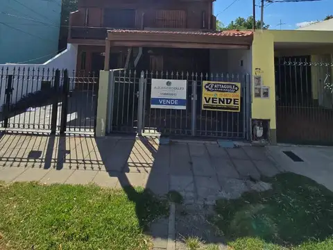 Depto Tipo Casa en Alquiler en Merlo, $ 900.000