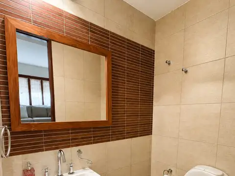 Depto Tipo Casa en Venta al Este