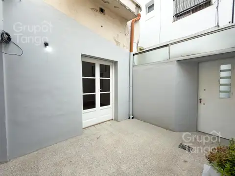 Depto Tipo Casa en Venta de 2 ambientes