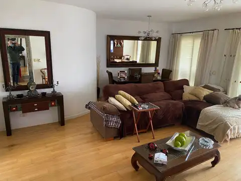 Departamento en Venta de 5 ambientes