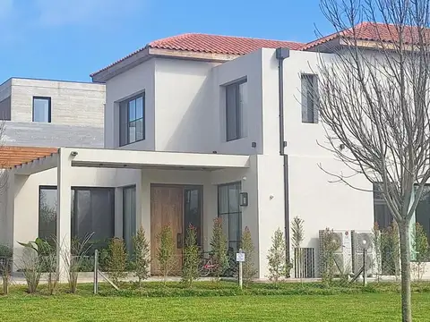 Casa en alquiler temporario en Los Cardos