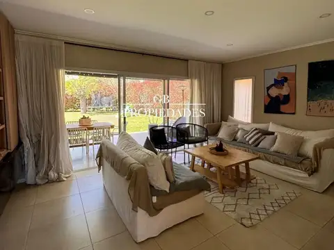 Venta de Casa 4 ambientes en San Alfonso, Pilar