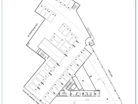 Oficina en Venta con 36 cocheras