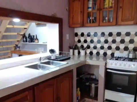 Casa 3 ambientes con 1 baño