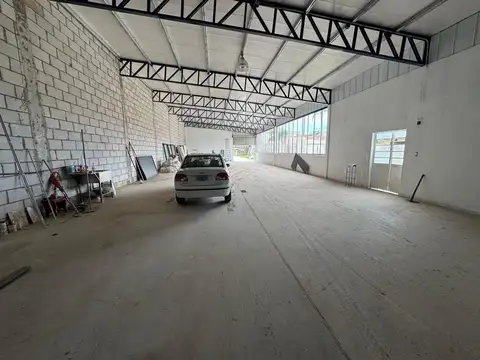 Alquiler  de Gran Nave/Galpón a estrenar- ruta 11