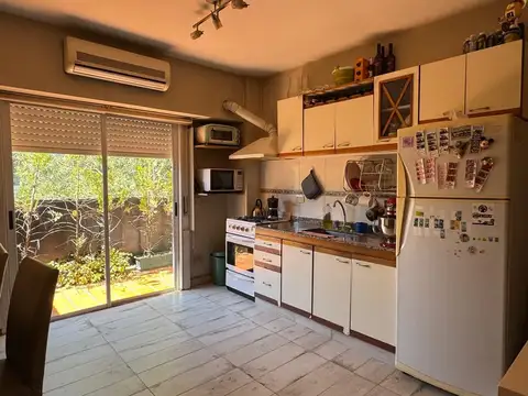 Depto Tipo Casa en Venta en Villa Ortuzar, USD 138.000