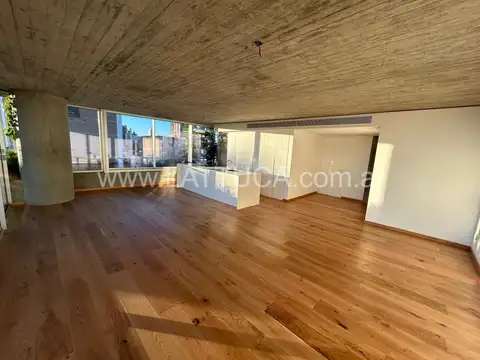 Departamento en Alquiler de 3 dormitorios