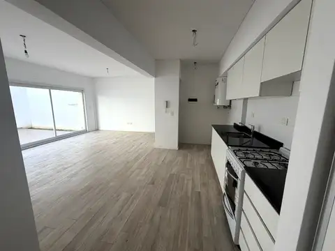 Pasaje Beyrouth 4900, Piso PB