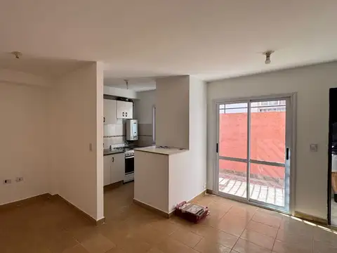 Padre Luis Monti 1400, Piso 1