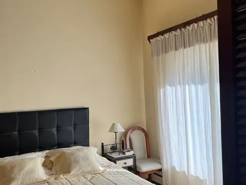 Casa en Venta en Remedios de Escalada, USD 145.000