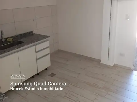 Alquiler departamento en PH Interno en Castelar Sur