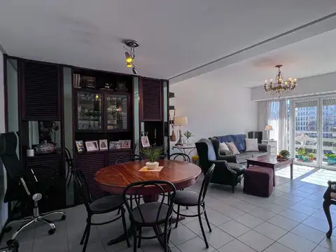 DEPARTAMENTO 4 AMBIENTES EN VENTA CHAUVIN COCHERA