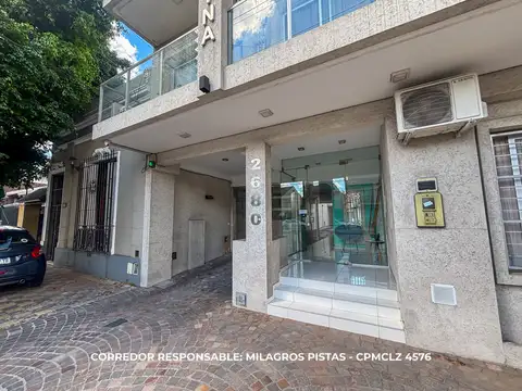 Almirante Brown 2600, Piso 1