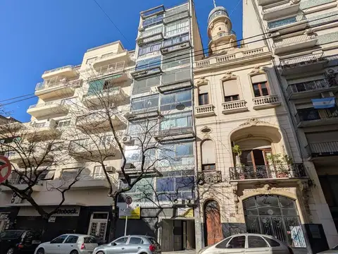 Oficina en Alquiler 50 años